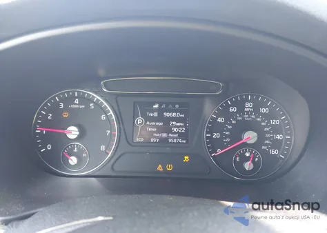 2018 Kia Sorento 2.4L L z USA, uszkodzony, nr VIN 5XYPG4A35JG374366